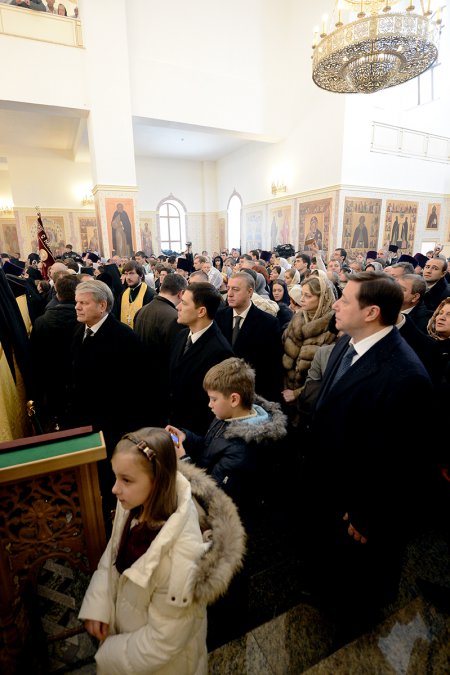 Епископ Гедеон на освящении Спасского собора Пятигорска