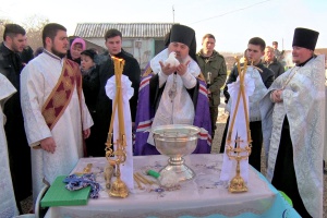 Великое освящение воды в станице Урухской в праздник Богоявления совершил епископ Гедеон