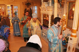 Епископ Гедеон совершил всенощное бдение накануне праздника Сретения Господня