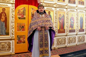 Архиерейская литургия в храме села Ростовановского