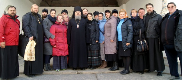 Епископ Гедеон с группой паломников совершает поездку на Соловки