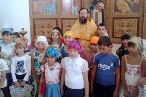 В храмах Георгиевской епархии молились об учениках и учащих