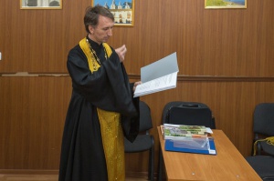 Круглый стол «Церковь и казачество: пути  воцерковления и сотрудничества» прошёл в Зеленокумске