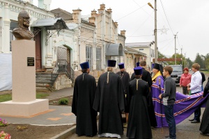 Епископ Гедеон освятил памятник святому князю Александру Невскому