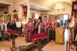 Архиерейская литургия в праздник Воздвижения Креста Господня