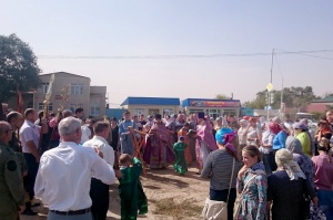 В селе Арзгир прошел многолюдный Крестный ход