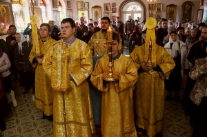 Епископ Гедеон совершил Литургию в Георгиевском храме г. Георгиевска