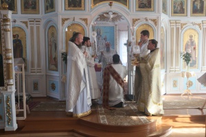 Архиерейское богослужение в Димитриевскую родительскую субботу