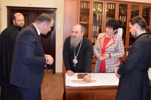 Пасхальную службу в строящемся храме в с. Александровском планируется совершить при новом иконостасе