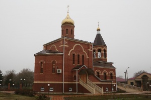 В Ачикулаке освящен новый храм в честь святителя Николая Чудотворца
