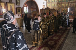 Епископ Гедеон совершил первую в этом году Литургию Преждеосвященных Даров