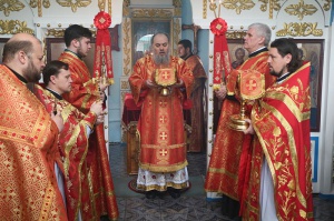 Епископ Гедеон совершил Литургию в Георгиевском храме исправительной колонии № 4
