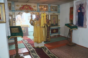 Епископ Гедеон заложил новый храм в селе Серафимовском