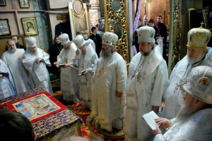 Епископ Гедеон принял участие в похоронах митрополита Нифонта (Солодухи)