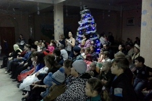 Воспитанники воскресной школы выступили в сельском ДК с Рождественским концертом