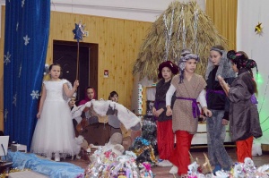 В отдалённых и малых населённых пунктах Степновского района прошли Рождественские богослужения и ёлки для детей