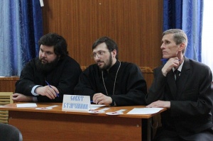В Зеленокумске прошла VI Епархиальная интеллектуальная игра «Что? Где? Когда?» по основам православной культуры