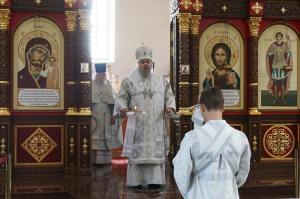 Епископ Гедеон возглавил заупокойные богослужения Троицкой родительской субботы