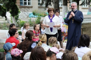 Духовенство и прихожане приняли участие в праздновании Дня защиты детей