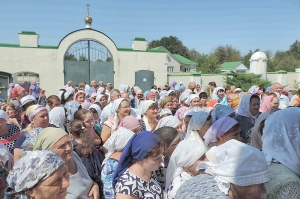 В селе Новоселицком отпраздновали престольный праздник старинного Спасо-Преображенского храма
