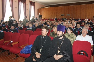 Казачьи духовники побывали на отчётном круге ТВКО в станице Галюгаевской