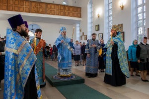 Епископ Гедеон возглавил всенощное бдение в Сергиевском храме города Нефтекумска