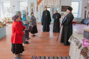 Епископ Гедеон посетил Михайло-Архангельский храм села Приозёрского
