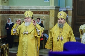 Епископ Гедеон сослужил митрополиту Ставропольскому и Невинномысскому Кириллу в Казанском кафедральном соборе города Ставрополя