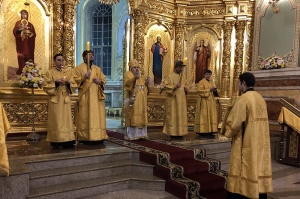 Епископ Гедеон возглавил всенощное бдение в Казанском кафедральном соборе города Ставрополя