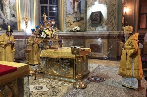 Епископ Гедеон возглавил всенощное бдение в Казанском кафедральном соборе города Ставрополя