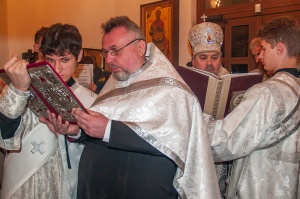 За Литургией в Рождественский сочельник епископ Гедеон совершил диаконскую и иерейскую хиротонии