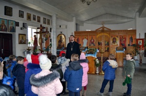 В праздник Сретения величаевские казачата пришли в сельский храм