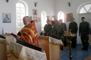 Пасхальное богослужение прошло в храме при воинской части города Зеленокумска