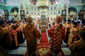 Епископ Гедеон сослужил митрополиту Кириллу за всенощным бдением в Андреевском соборе города Ставрополя