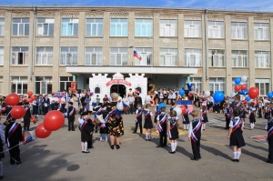 Первый звонок в станичной школе возвестил о новом этапе обучения на уроках православной культуры