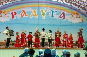 На Архиерейском подворье в станице Незлобной прошёл VI Епархиальный казачий фестиваль песни и танца «Играй, гармонь казачья!»