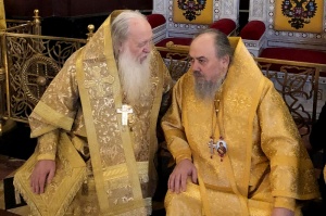Епископ Гедеон сослужил Святейшему Патриарху Кириллу за Божественной литургией в Храме Христа Спасителя