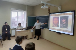 В православной начальной школе прошёл урок, посвящённый иконам