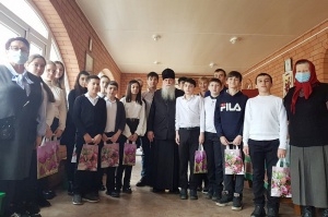 Юные прихожане отпраздновали Сретение Господне и День православной молодёжи