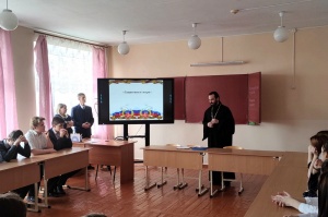 В Зеленокумске состоялось заседание молодёжного клуба «Вера»
