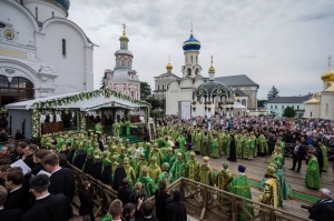 Епископ Гедеон принимает участие в общецерковных торжествах, проходящих в Троице-Сергиевой лавре