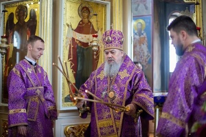 Архиереи Ставропольской митрополии молитвенно почтили святителя Феофилакта