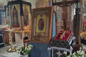 В  селе Бурлацком почтили Свято-Крестовскую икону Божией Матери