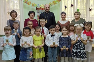 Пасхальные утренники прошли в Свято-Алексиевском ДРЦ