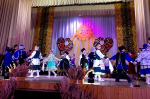 Лысогорские казачата выступили с традиционным отчётным концертом